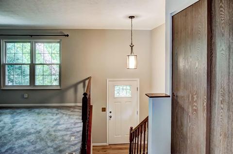 7985 Autumnwind Dr, Cincinnati, OH 45249 photo 3
