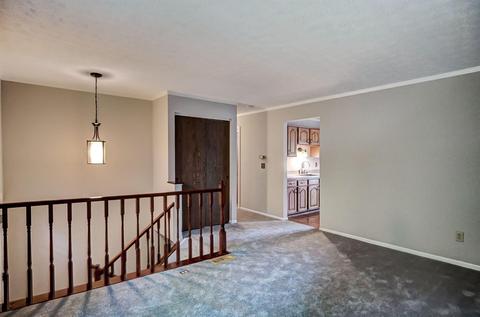 7985 Autumnwind Dr, Cincinnati, OH 45249 photo 5