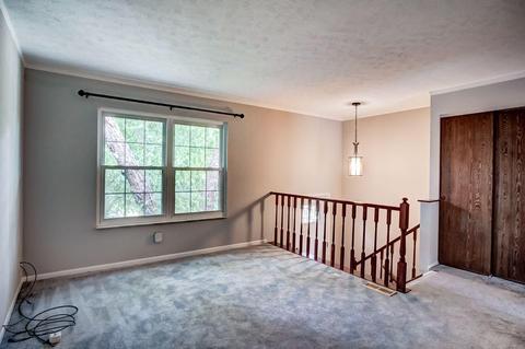 7985 Autumnwind Dr, Cincinnati, OH 45249 photo 4