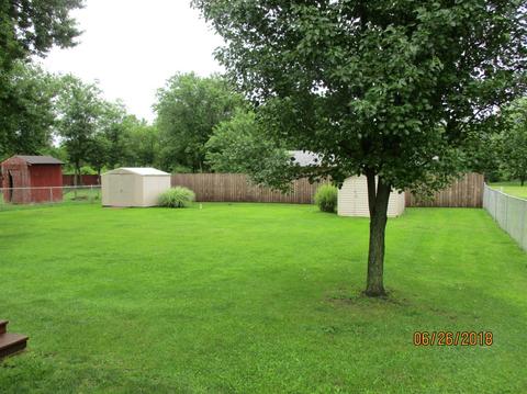 105 Coleman St, Gratis, OH 45330 photo 3