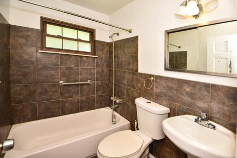 6349 Hillside Ave, Cincinnati, OH 45233 photo 11