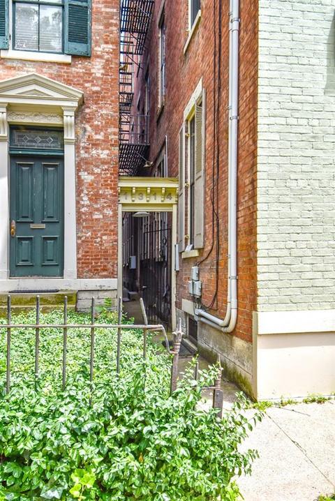 1314 Spring St #2, Cincinnati, OH 45202 photo 2