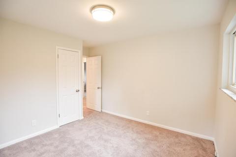 8595 Donegal Dr, Cincinnati, OH 45236 photo 15