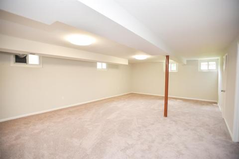 8595 Donegal Dr, Cincinnati, OH 45236 photo 17