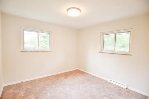 8595 Donegal Dr, Cincinnati, OH 45236 photo 14