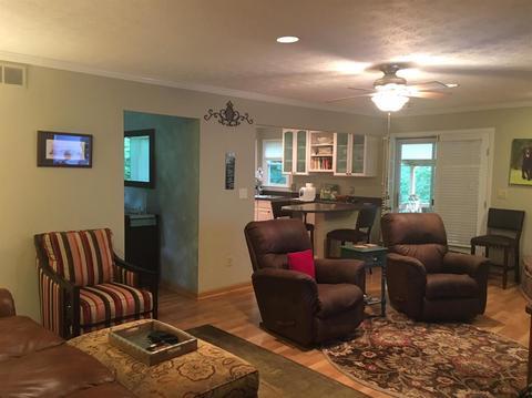 2589 Cranbrook Dr, Cincinnati, OH 45231 photo 9