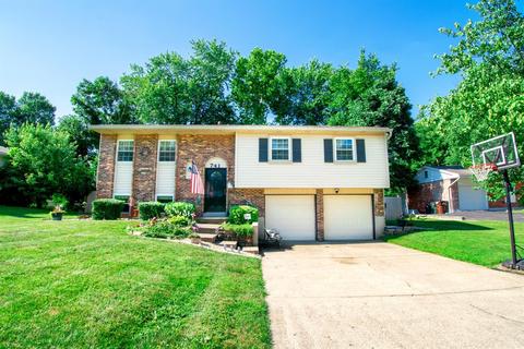 741 Miles Ln, Cincinnati, OH 45245 photo 2