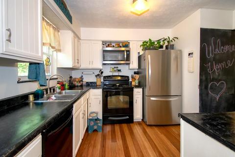 741 Miles Ln, Cincinnati, OH 45245 photo 13