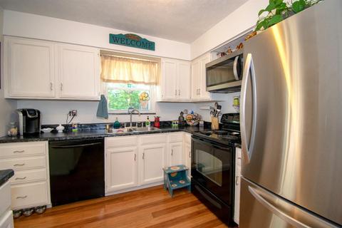 741 Miles Ln, Cincinnati, OH 45245 photo 15