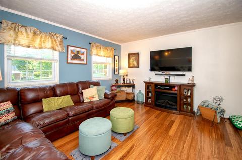 741 Miles Ln, Cincinnati, OH 45245 photo 7