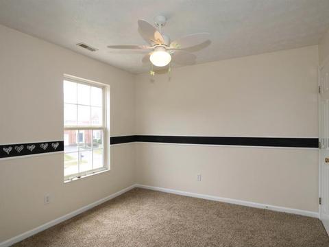 828 Wingate Dr, Cincinnati, OH 45245 photo 17