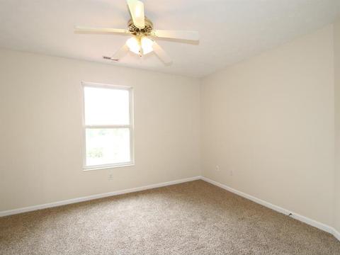 828 Wingate Dr, Cincinnati, OH 45245 photo 16