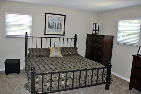 1645 Lockbourne Dr, Cincinnati, OH 45240 photo 12