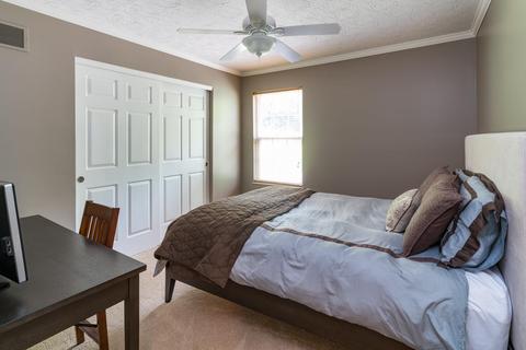 4589 Hampton Pointe Dr, Cincinnati, OH 45248 photo 16