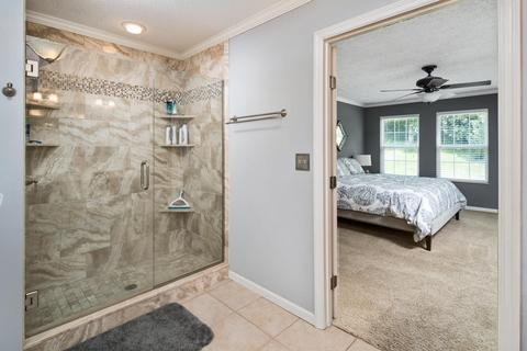 4589 Hampton Pointe Dr, Cincinnati, OH 45248 photo 13
