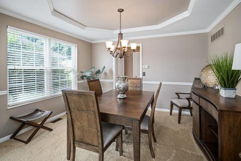 4589 Hampton Pointe Dr, Cincinnati, OH 45248 photo 5