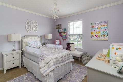 4589 Hampton Pointe Dr, Cincinnati, OH 45248 photo 15