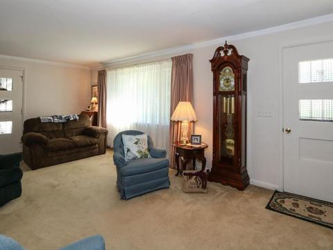 6901 Dearwester Dr, Cincinnati, OH 45236 photo 3