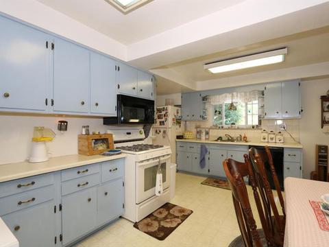 6901 Dearwester Dr, Cincinnati, OH 45236 photo 9