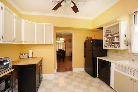 1662 Sutton Ave, Cincinnati, OH 45230 photo 8
