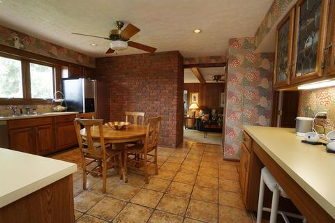 5529 Foxrun Ct, Cincinnati, OH 45239 photo 9