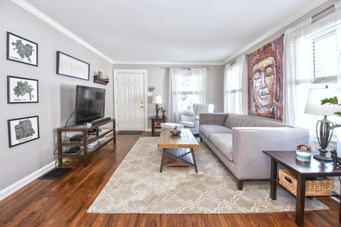 7005 Bramble Ave, Cincinnati, OH 45227 photo 4