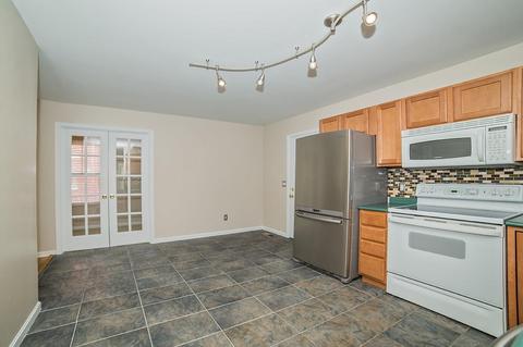 2532 Riverside Dr, Cincinnati, OH 45202 photo 8