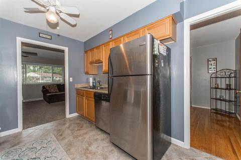 9 January Ct, Greenhills, OH 45218 photo 7