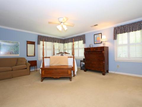 102 Forest Ave, Wyoming, OH 45215 photo 14