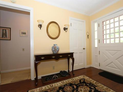 102 Forest Ave, Wyoming, OH 45215 photo 3