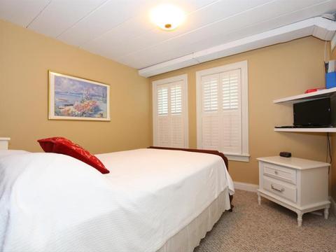 102 Forest Ave, Wyoming, OH 45215 photo 19
