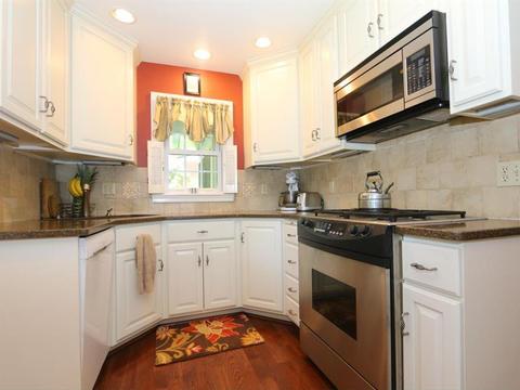 102 Forest Ave, Wyoming, OH 45215 photo 9