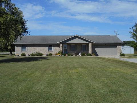 152 Pansy Rd, Blanchester, OH 45107 photo 1