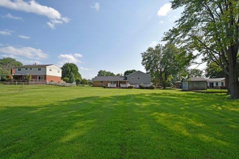 688 Hillview Dr, Cincinnati, OH 45245 photo 24