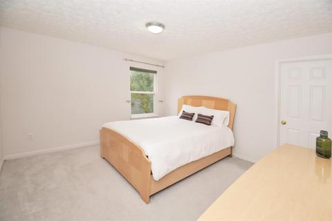 525 Park Pl, Cincinnati, OH 45244 photo 19