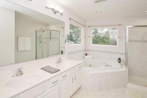 525 Park Pl, Cincinnati, OH 45244 photo 18