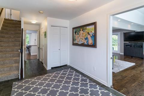 5904 Ropes Dr, Cincinnati, OH 45244 photo 5