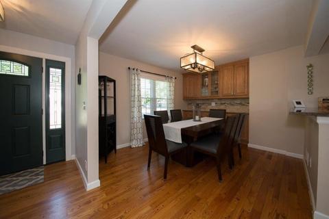 8494 Wetherfield Ln, Cincinnati, OH 45236 photo 6