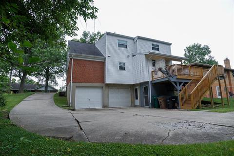 2514 Meyerhill Dr, Cincinnati, OH 45211 photo 4