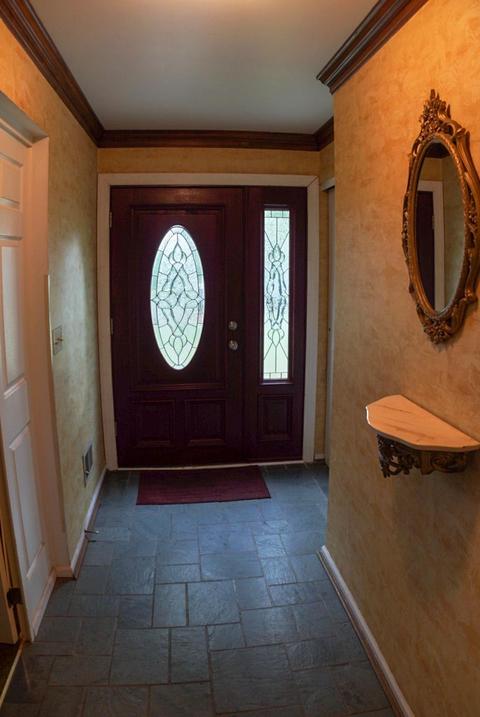 2514 Meyerhill Dr, Cincinnati, OH 45211 photo 5