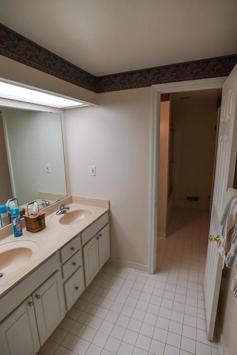2514 Meyerhill Dr, Cincinnati, OH 45211 photo 16