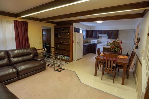 2514 Meyerhill Dr, Cincinnati, OH 45211 photo 9