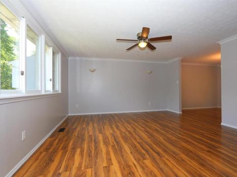 4615 Brookview Dr, Batavia, OH 45103 photo 2