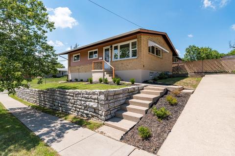 8607 Tralee Ct, Cincinnati, OH 45236 photo 2