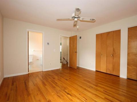 444 Riddle Rd, Cincinnati, OH 45220 photo 12
