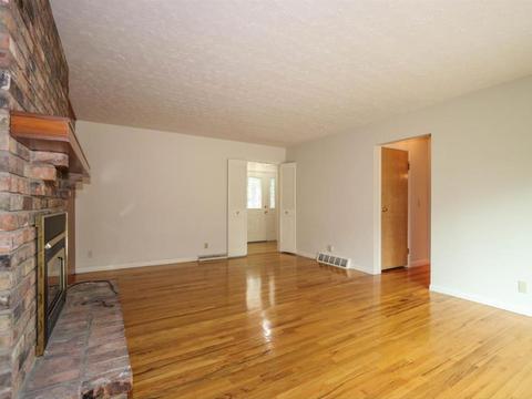 444 Riddle Rd, Cincinnati, OH 45220 photo 6