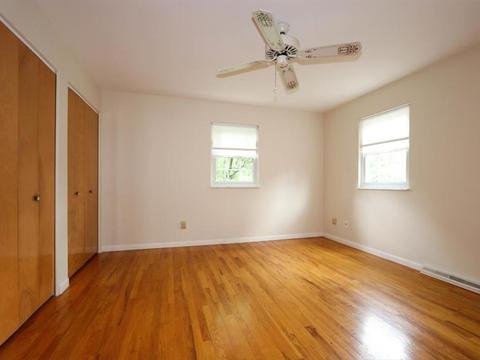 444 Riddle Rd, Cincinnati, OH 45220 photo 13