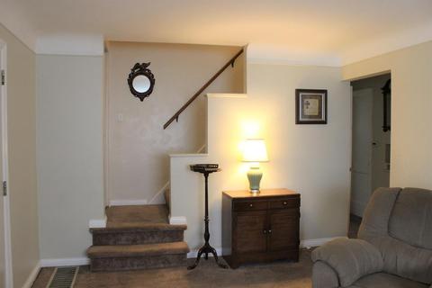 1155 Cherevilla Ln, Cincinnati, OH 45238 photo 6