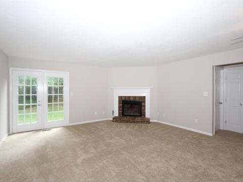 9042 Winton Rd, Cincinnati, OH 45231 photo 3