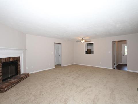 9042 Winton Rd, Cincinnati, OH 45231 photo 4